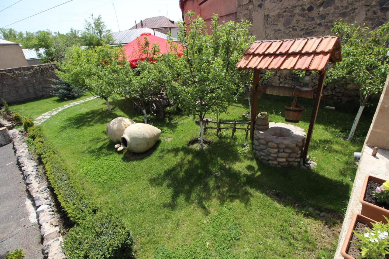 Mardoyan's Guest house Gavar Extérieur photo