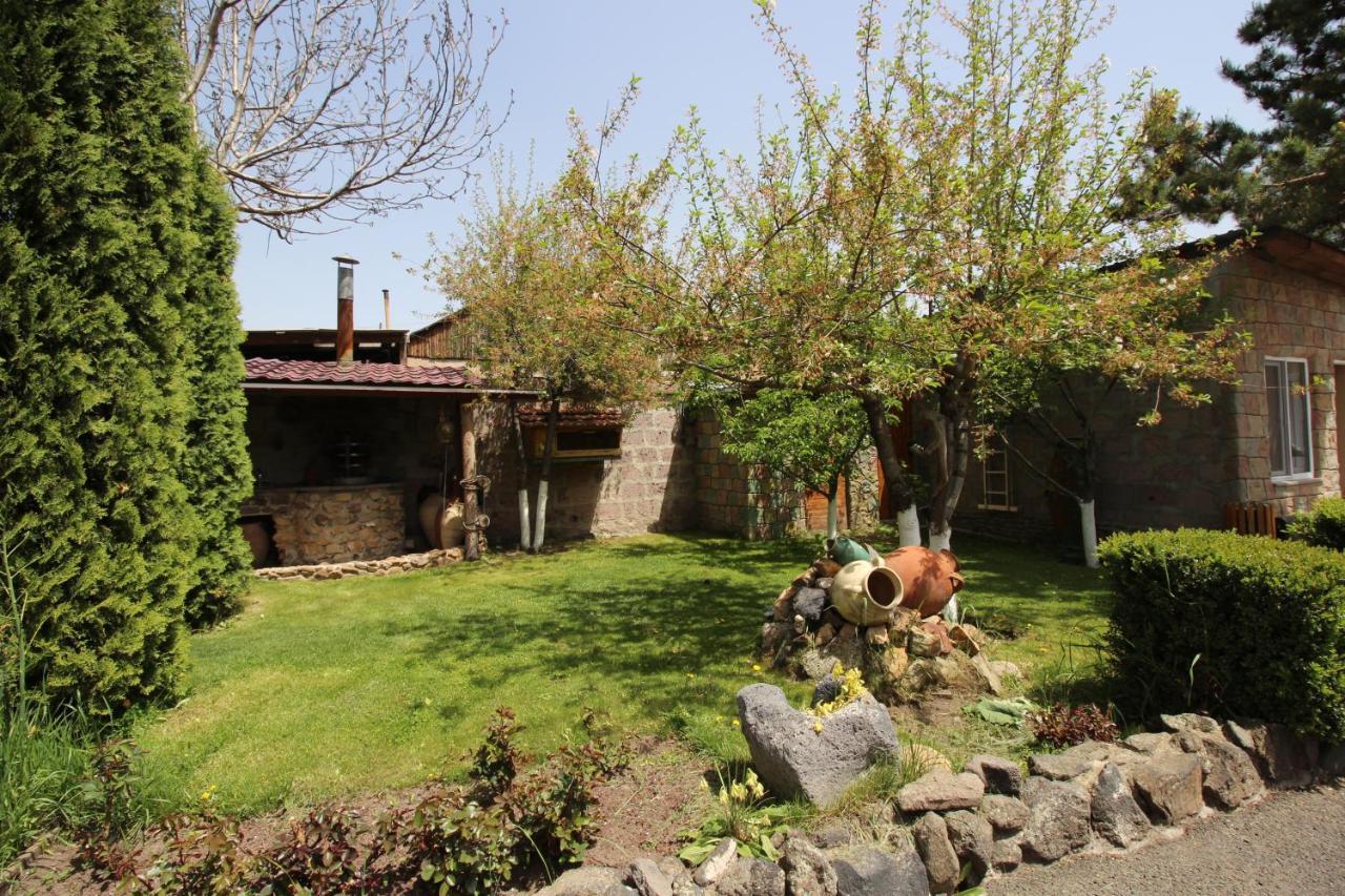 Mardoyan's Guest house Gavar Extérieur photo