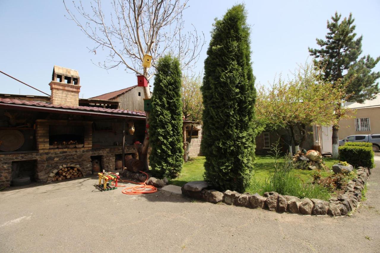 Mardoyan's Guest house Gavar Extérieur photo