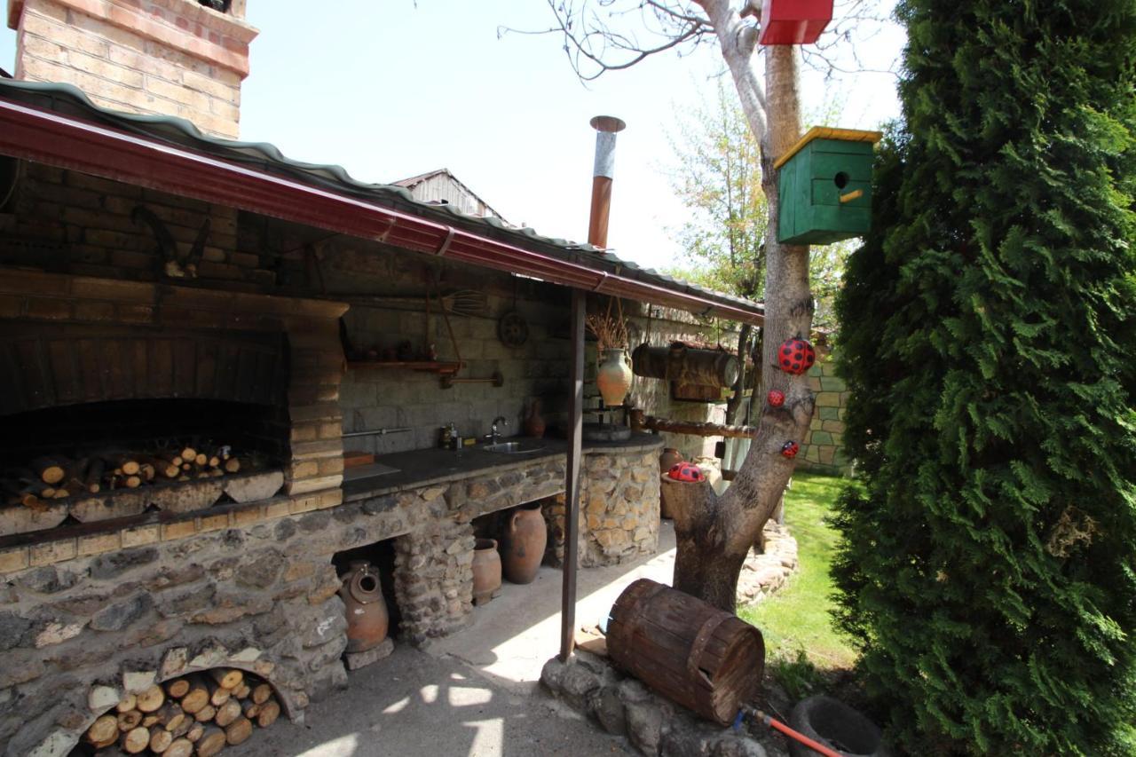 Mardoyan's Guest house Gavar Extérieur photo